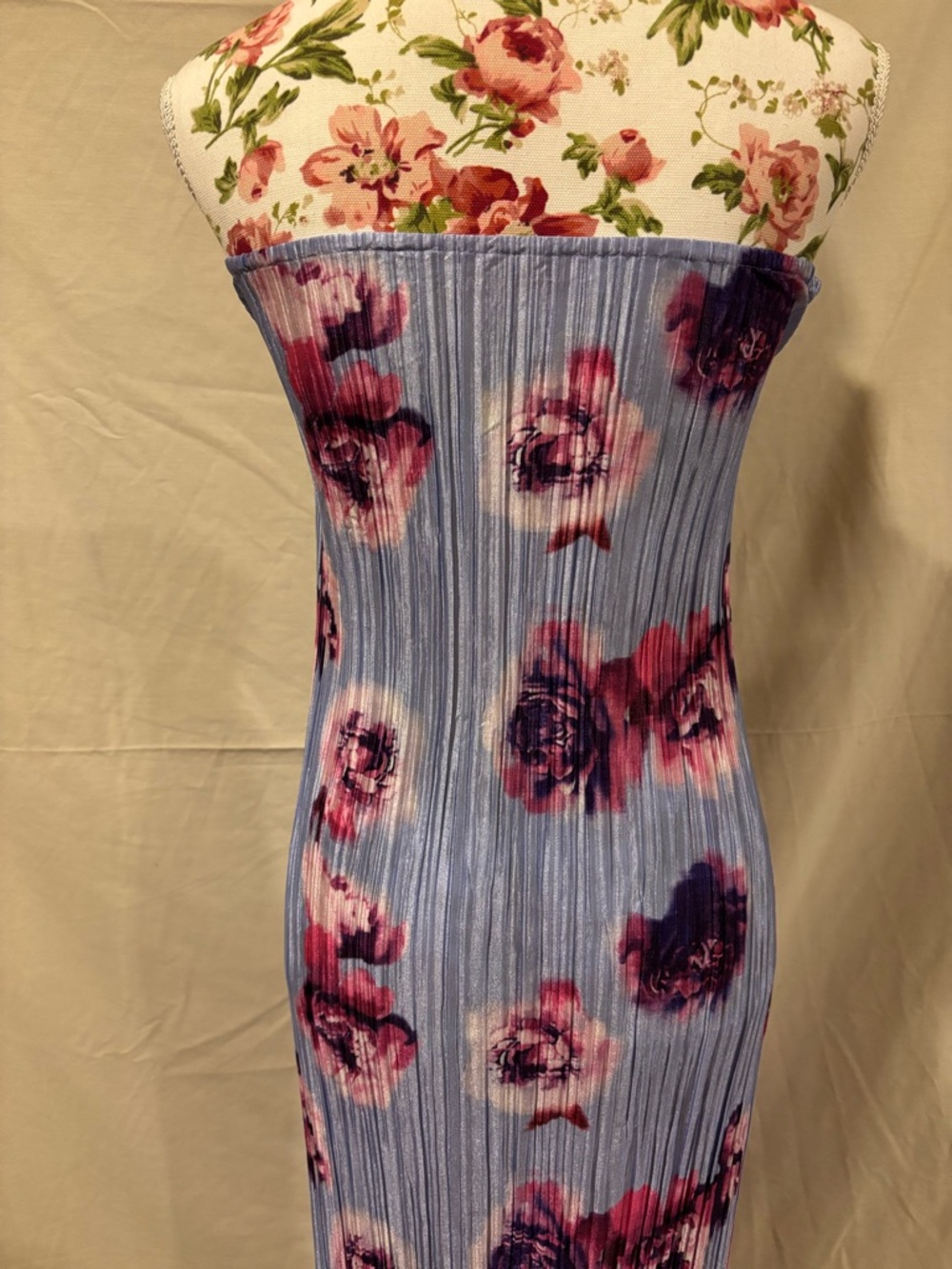 Commense NWT Strapless Floral Pleated Maxi Dress Blue Pink Bodycon Size M D276 - Picture 4 of 5